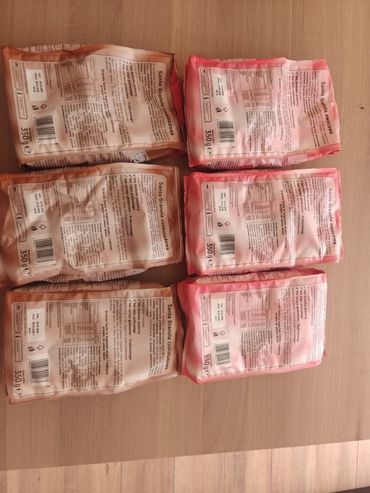 Granola Sante czekoladowa i truskawkowa, 8 sztuk