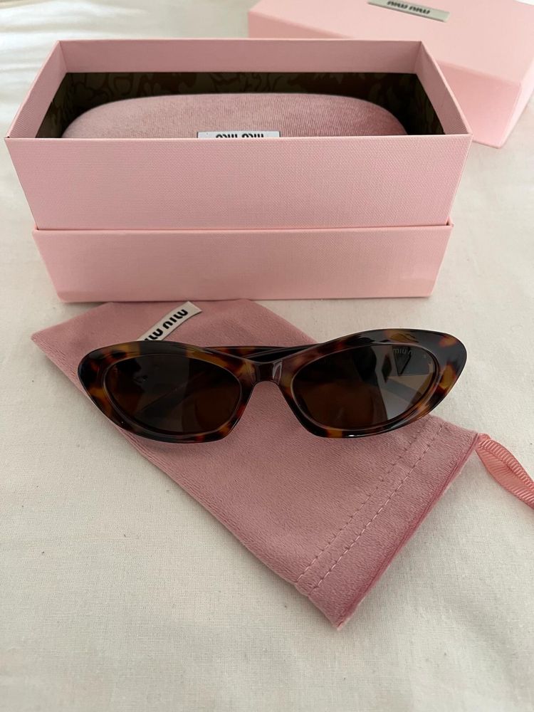 Oculos de sol miumiu