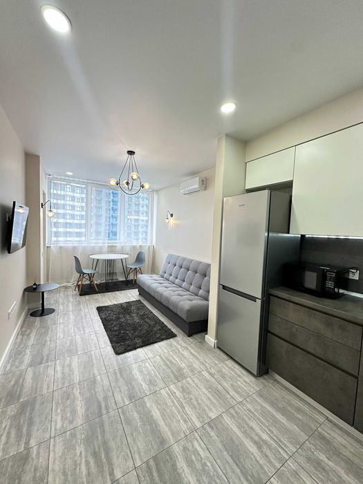 Продам 1-ну квартиру на вул. Євгена Сверстюка 6 ДОМ ЛІРА