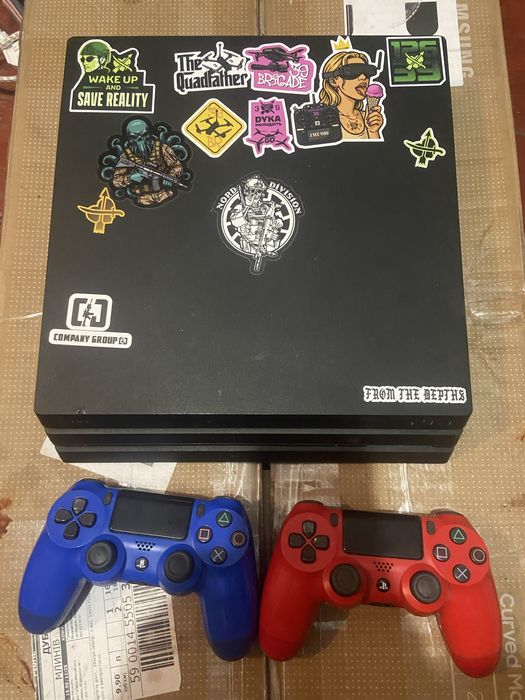 Ps 4 pro 1tb, 2 джойстіка