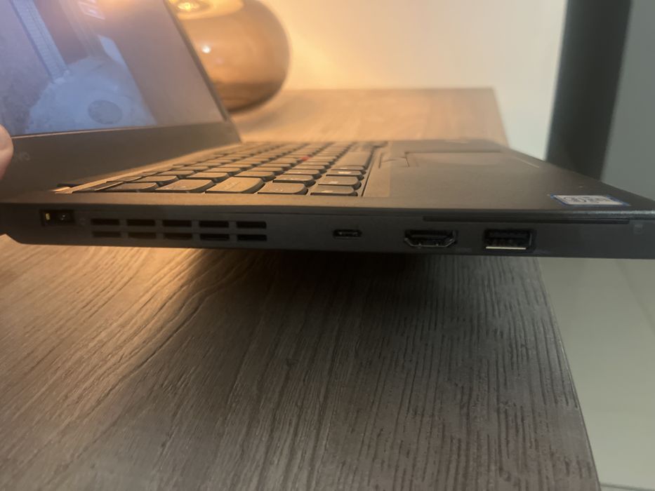 Lenovo ThinkPad x270 i5 8/120 GB