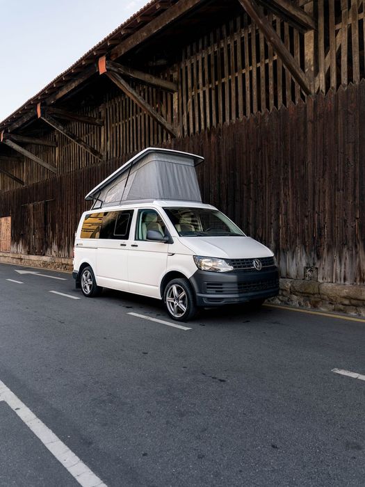 VW T6 VW T6 Campervan 2.0 TDI (2017) - Caixa Manual - WESTFALIA - Nova conversão!