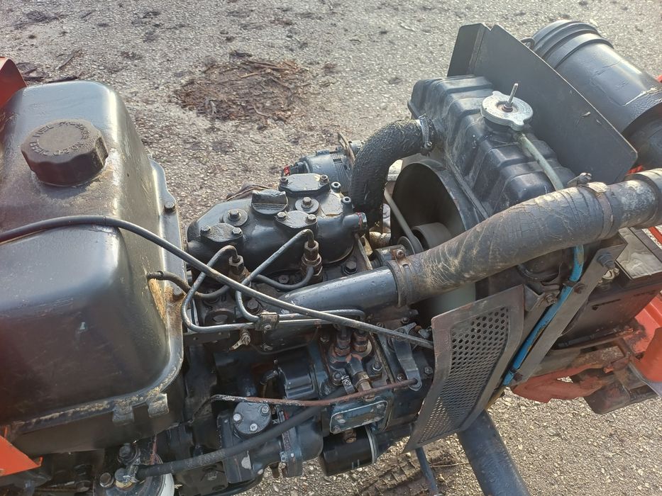 Trator Kubota L175 com documentos