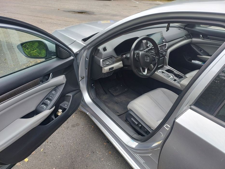 Продам хонду акорд, гібрид