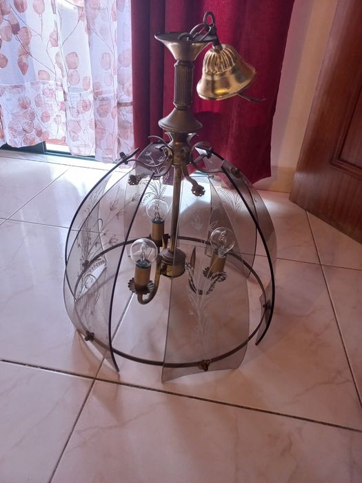 Candeeiro de teto rústico em vidro serigrafado e metal