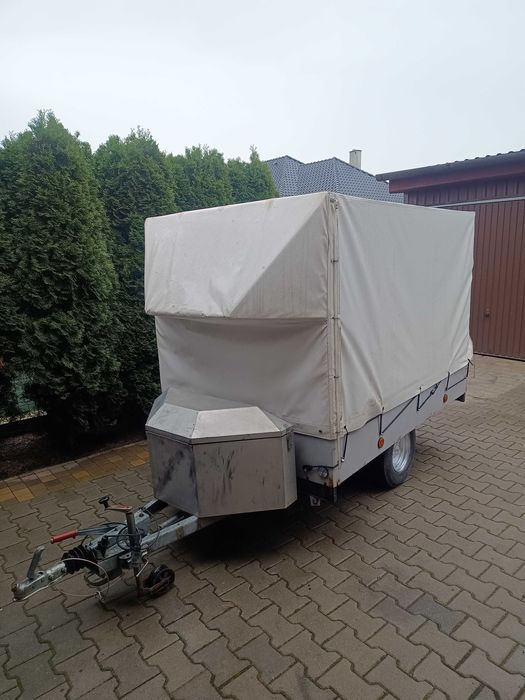 Przyczepka z plandeką i hamulcem najazdowym DMC 600kg  sprzedam