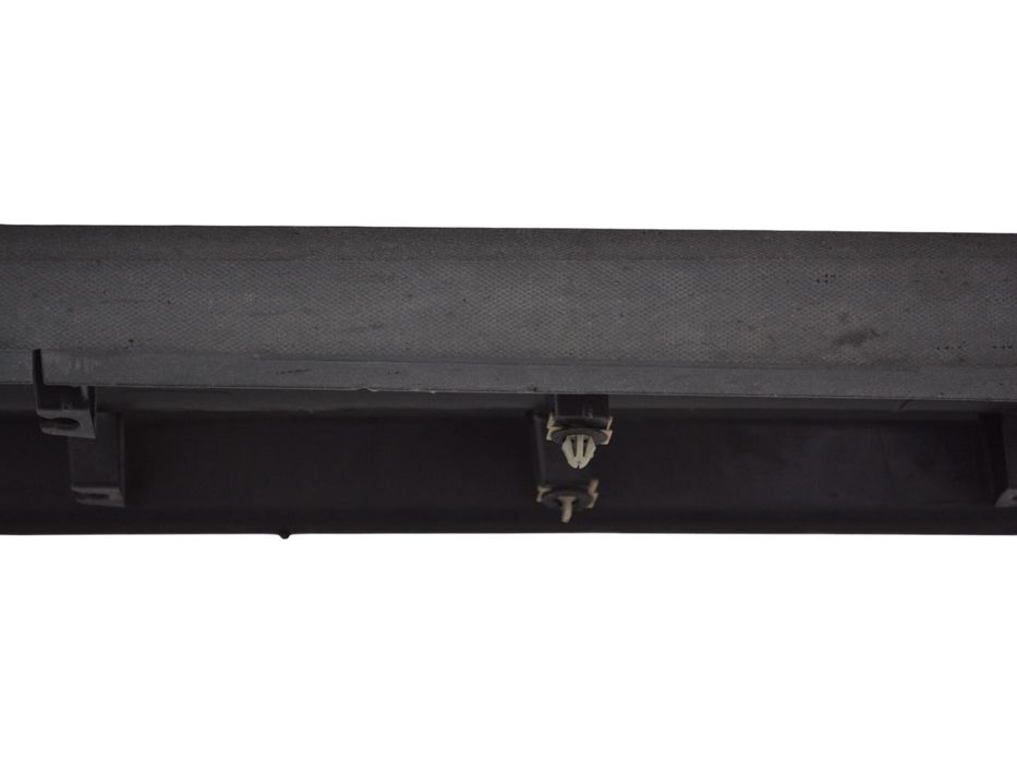 Накладка дверей нижня передня права зовнішня GMC TERRAIN 2016-2017 231