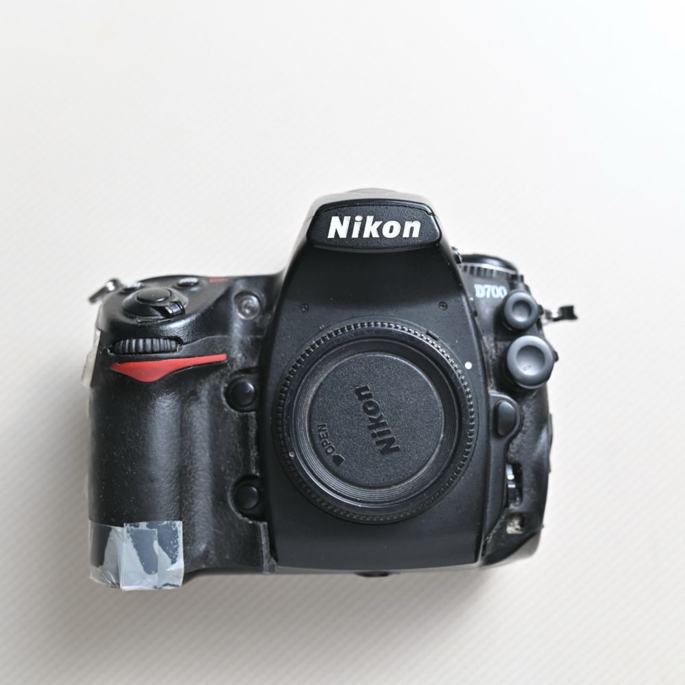 Nikon D700 в Одесі 5800 та 6800 з ніштячками.