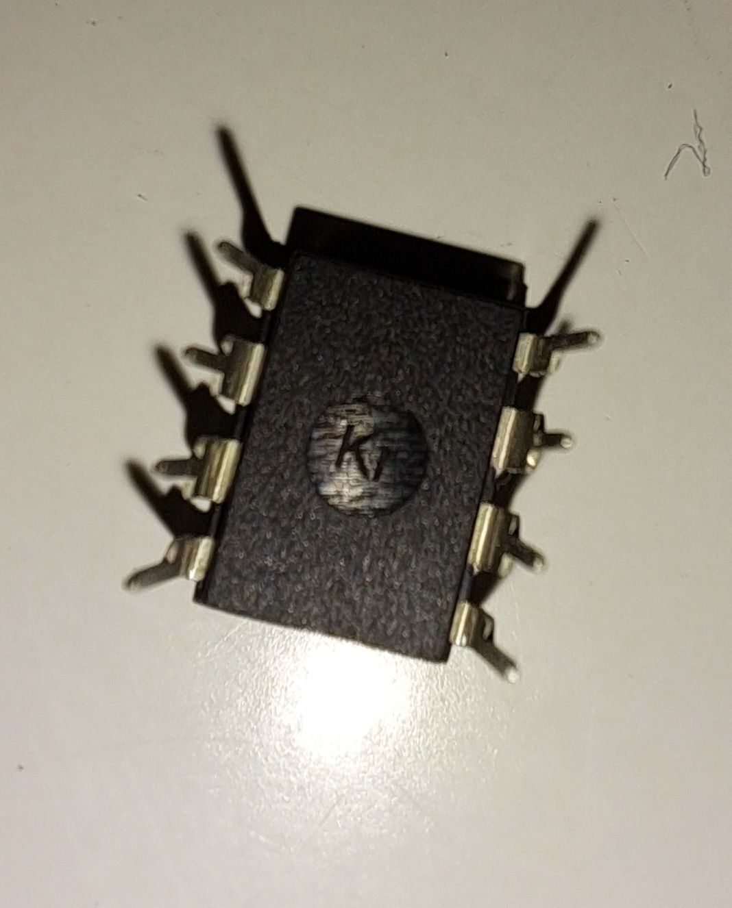 Mikroprocesor DK112, DIP-8, przelacznik układu zasilania