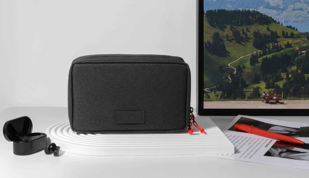 OnePlus Travel Tech Pouch – Оригінал, Нова