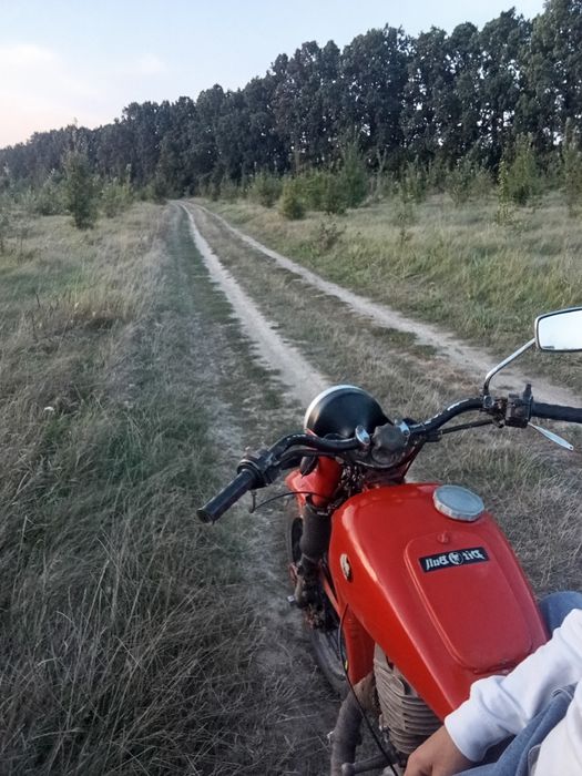 Продам мотоцикл планєта 3