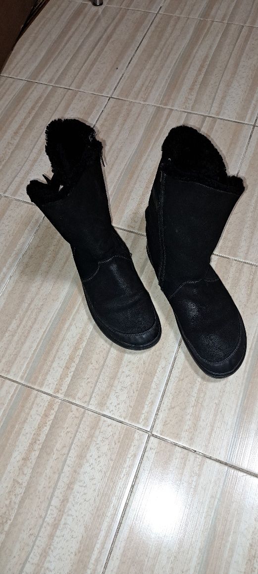 Продам зимові чобітки Birkenstock 42