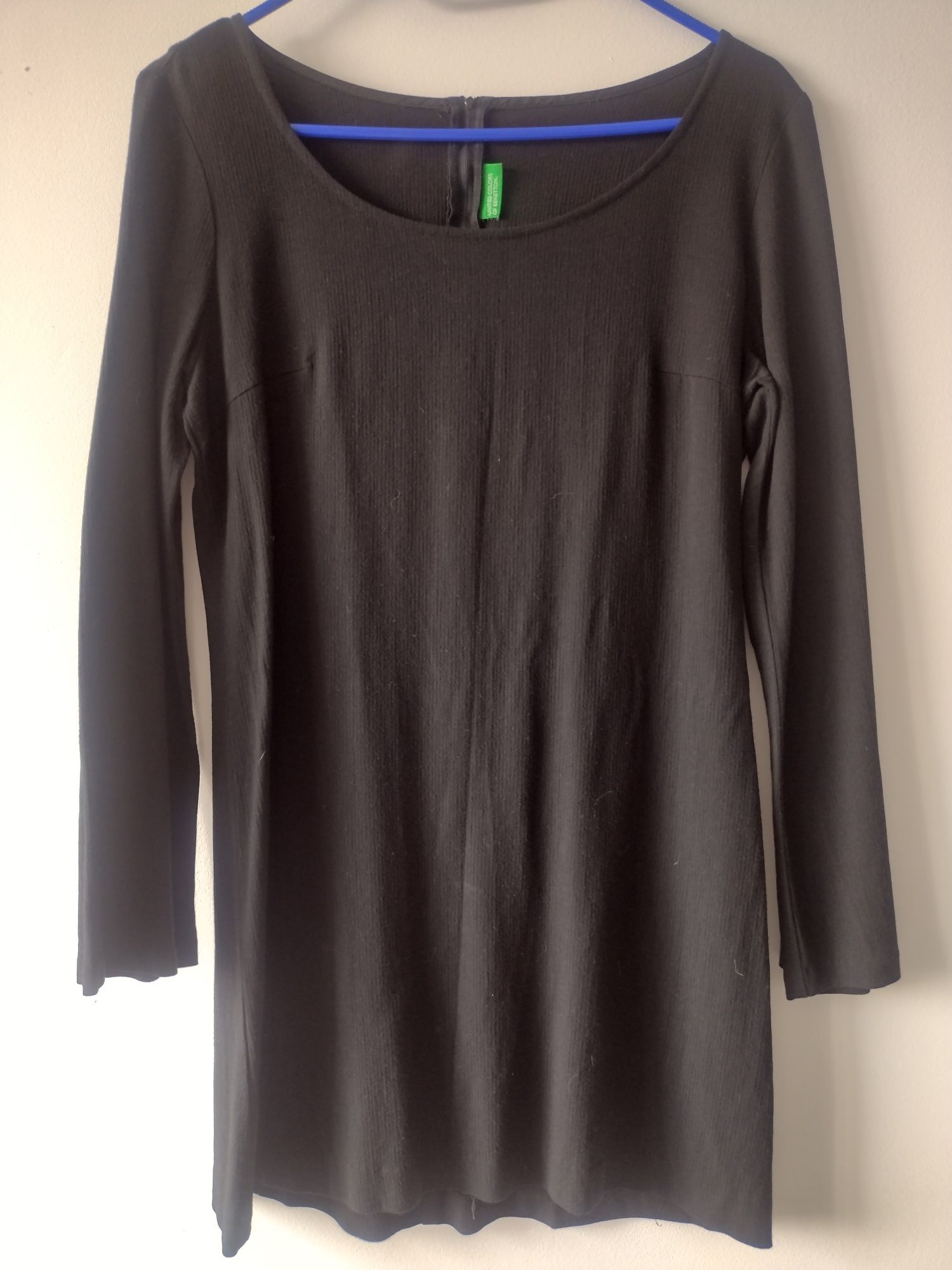 Czarna sukienka mini/czarna tunika firmy Benetton rozm. M