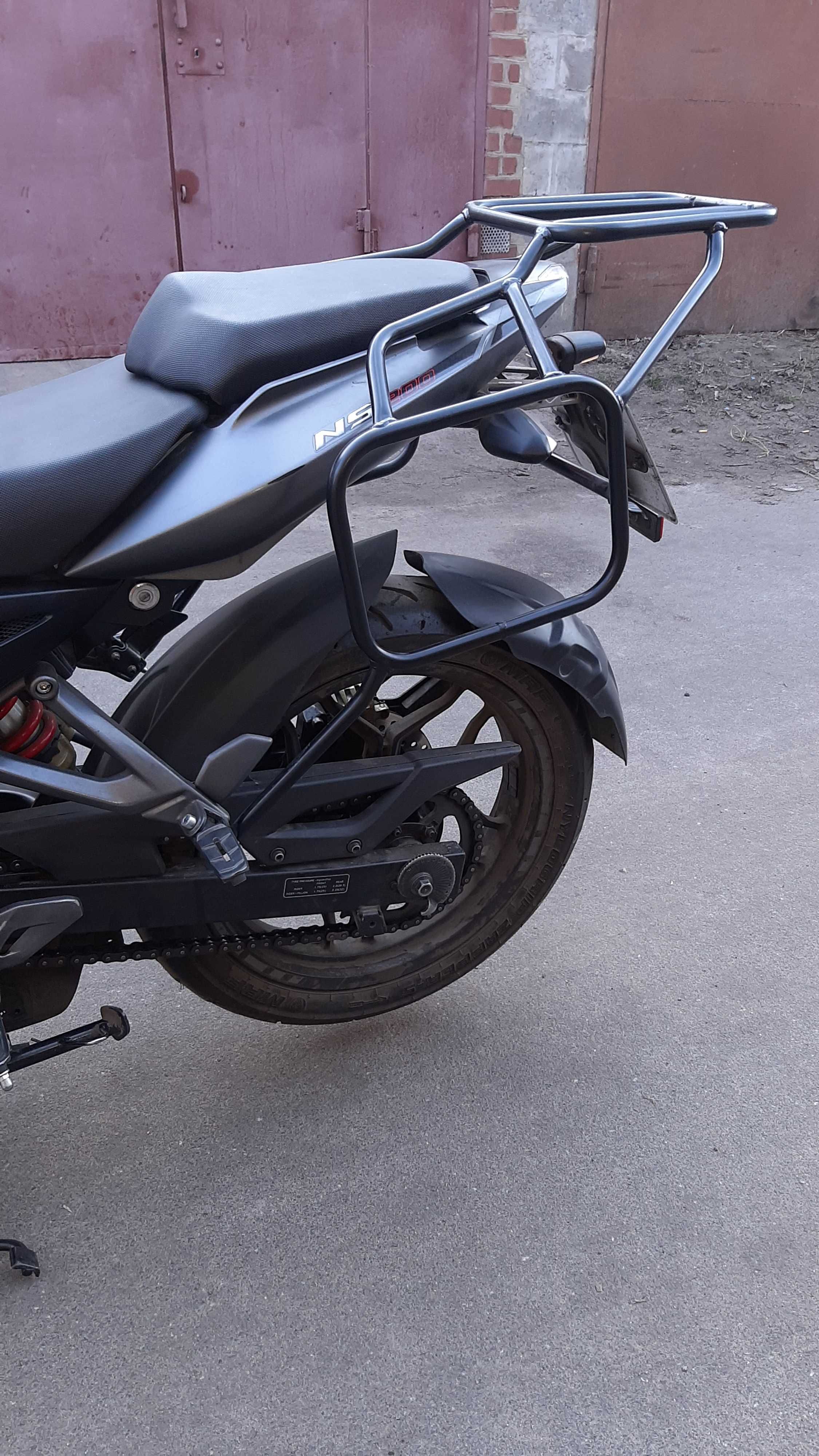 багажник  мотоцикла BAJAJ PULSAR NS 200