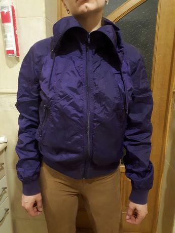 Вєтровка курточка з зірочками