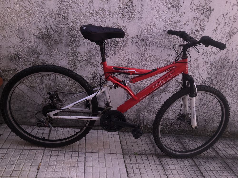 Bicicleta usada a venda, tamanho 26, Villa Nova de Gaia.