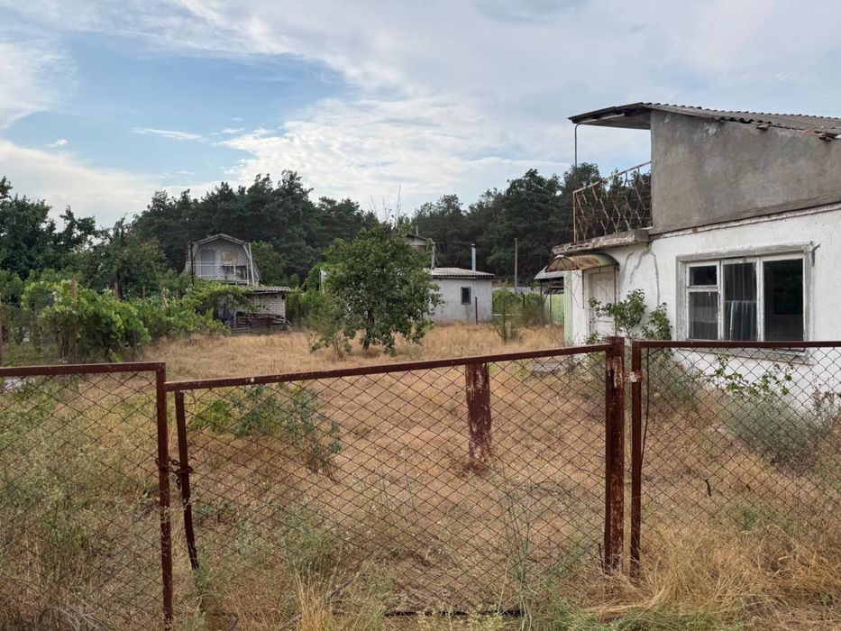Продам дачу не приватизовану