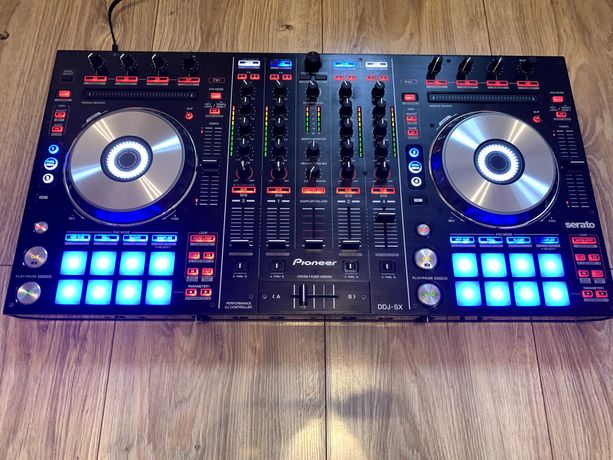 Konsola kontroler DJ 4-kanałowy - Pioneer DDJ SX + Kurs DJ Gratis