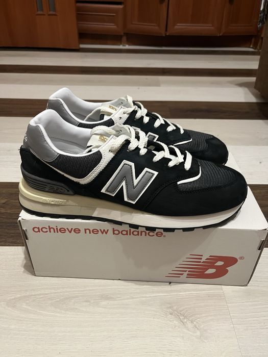 New Balance 574.