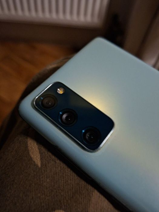 Samsung galaxy s20fe 6/128  zamina na galaxy note 10