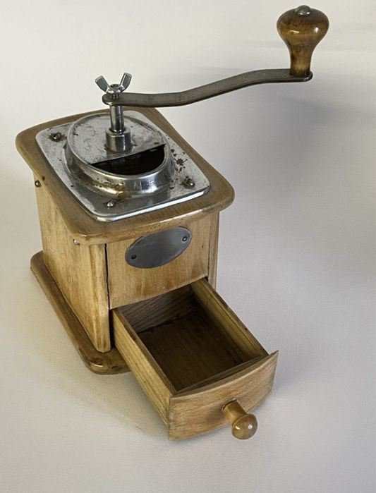 Кавомолка, мельница для кофе, кофемолка, измельчитель, посуда, млинок