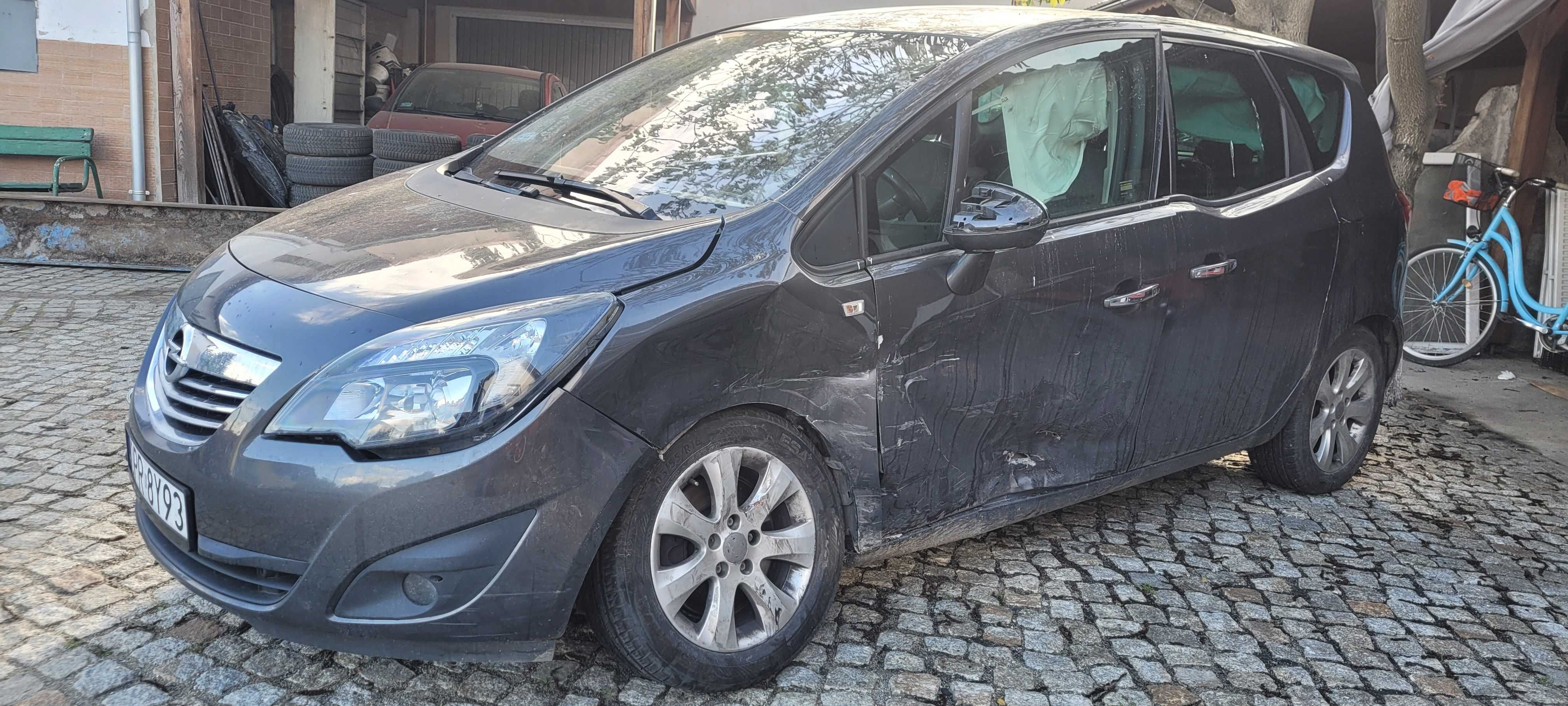 Opel Meriva B 1,4T 140km LPG 2011 rok