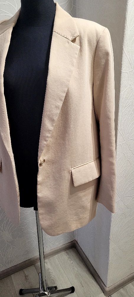 Кремовий піджак h&m