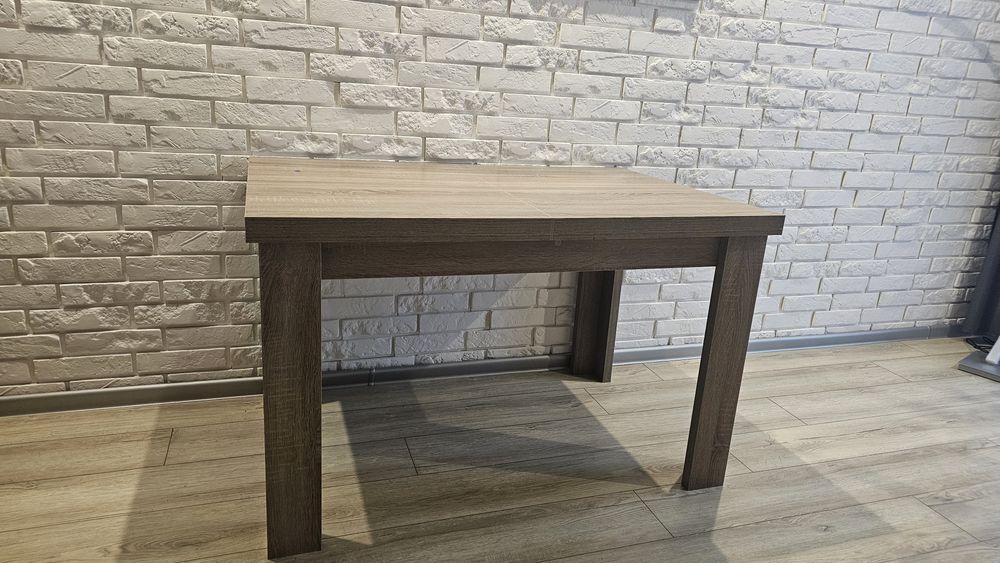 Stół drewniany rozkładany