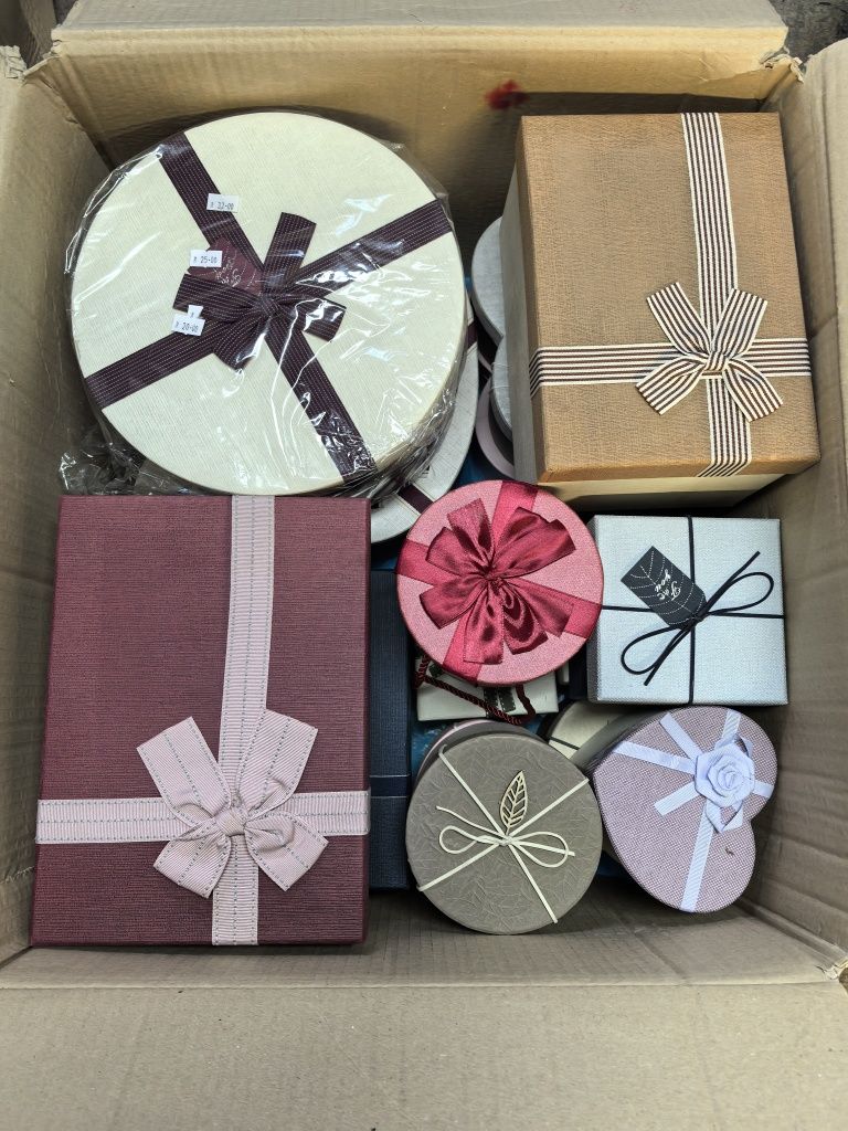 Pudełka Flower Box i Ozdobne