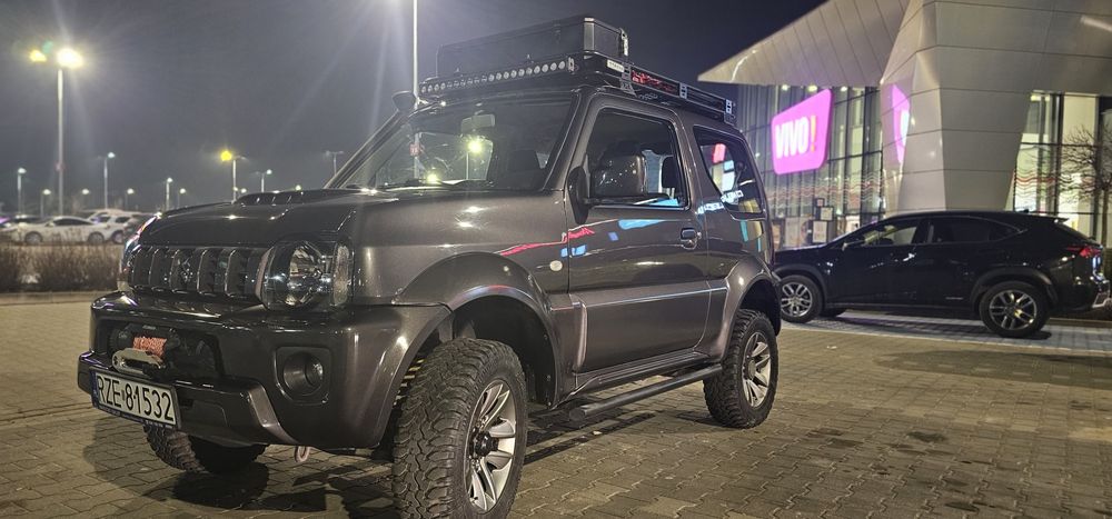 SUZUKI JIMNY Przeb 50K,FAKTURA,WYCIĄGARKA przód tył,LEDbar,Nawig,Kamer