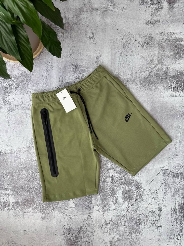 Шорти nike tech fleece найк теч фліс чорні сірі білі  сині s m l xl