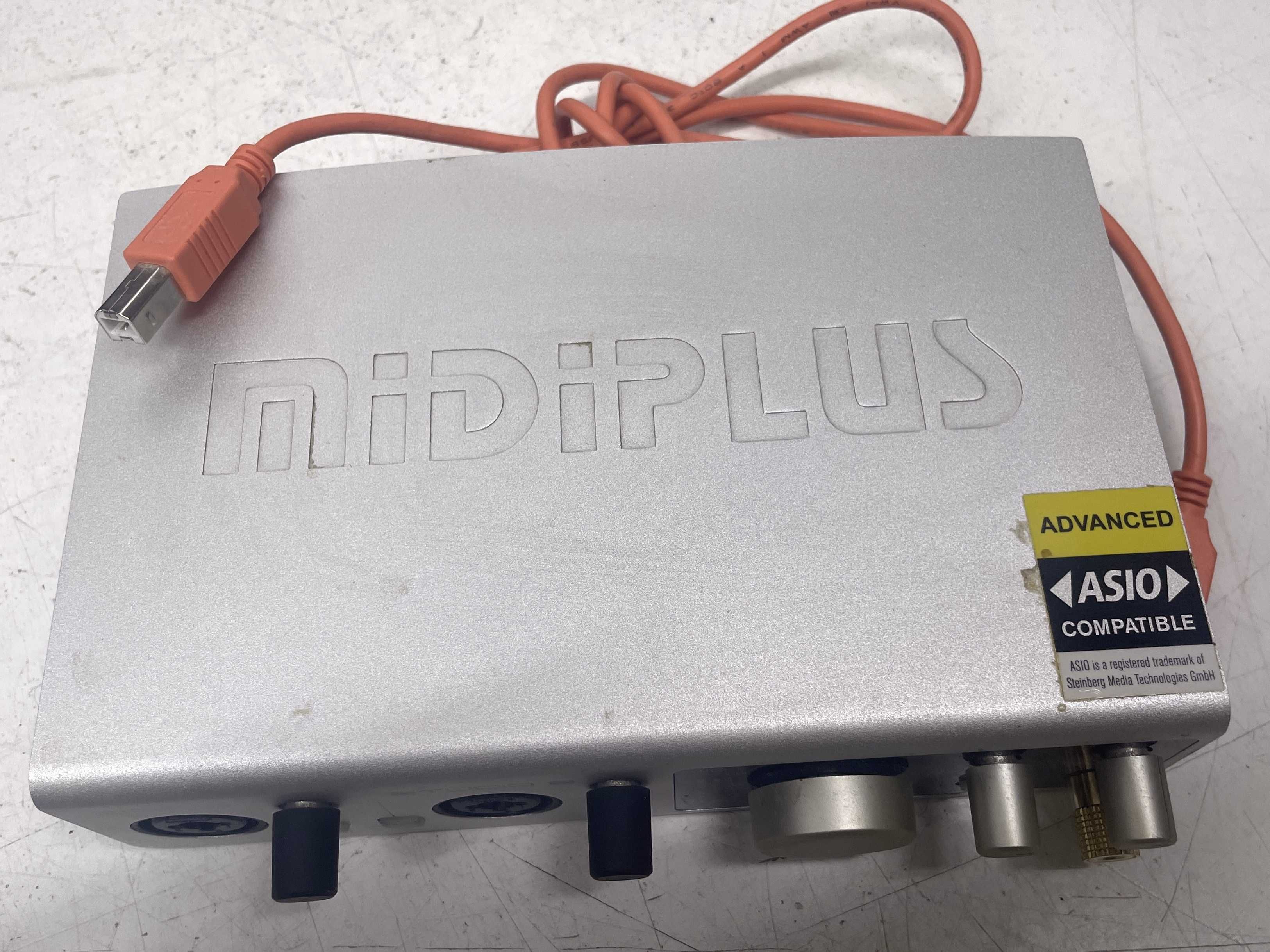 MiDiPLUS Studio 2 USB аудиоинтерфейс