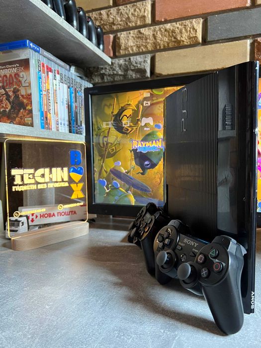 PlayStation 3 PS3 4 Super Slim 320gb с играми 2 джойстика Плейстейшн