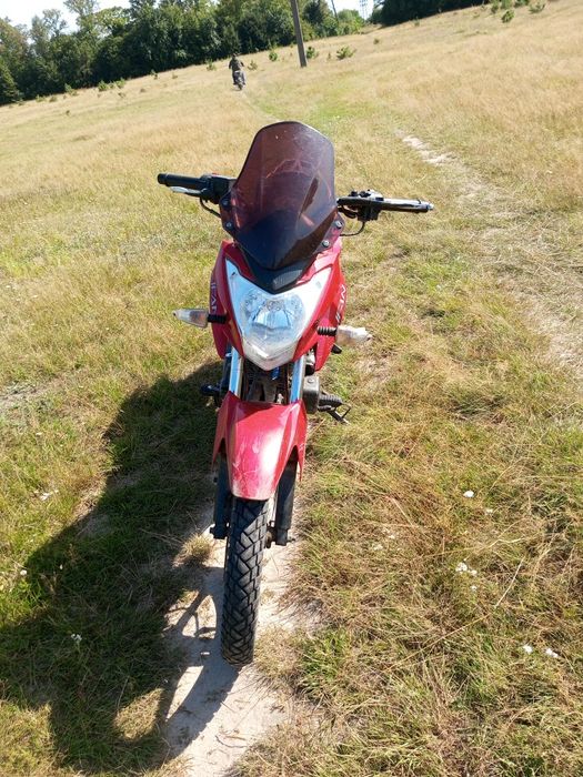 Продається lifan ціна 450 $  на ходу з документами все робоче без акум