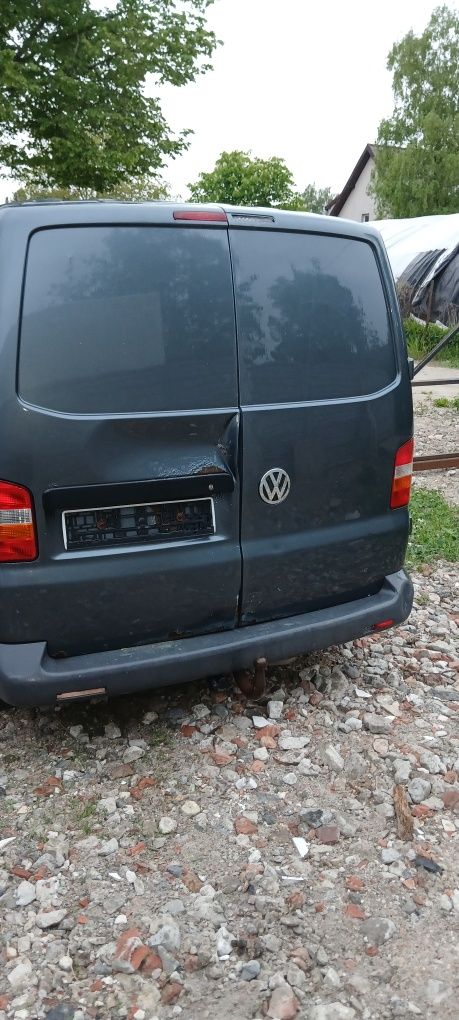Sprzedam volkswagen t5 4×4 z 2008r. 2,5 tdi 130k VAT 1 Klima hak