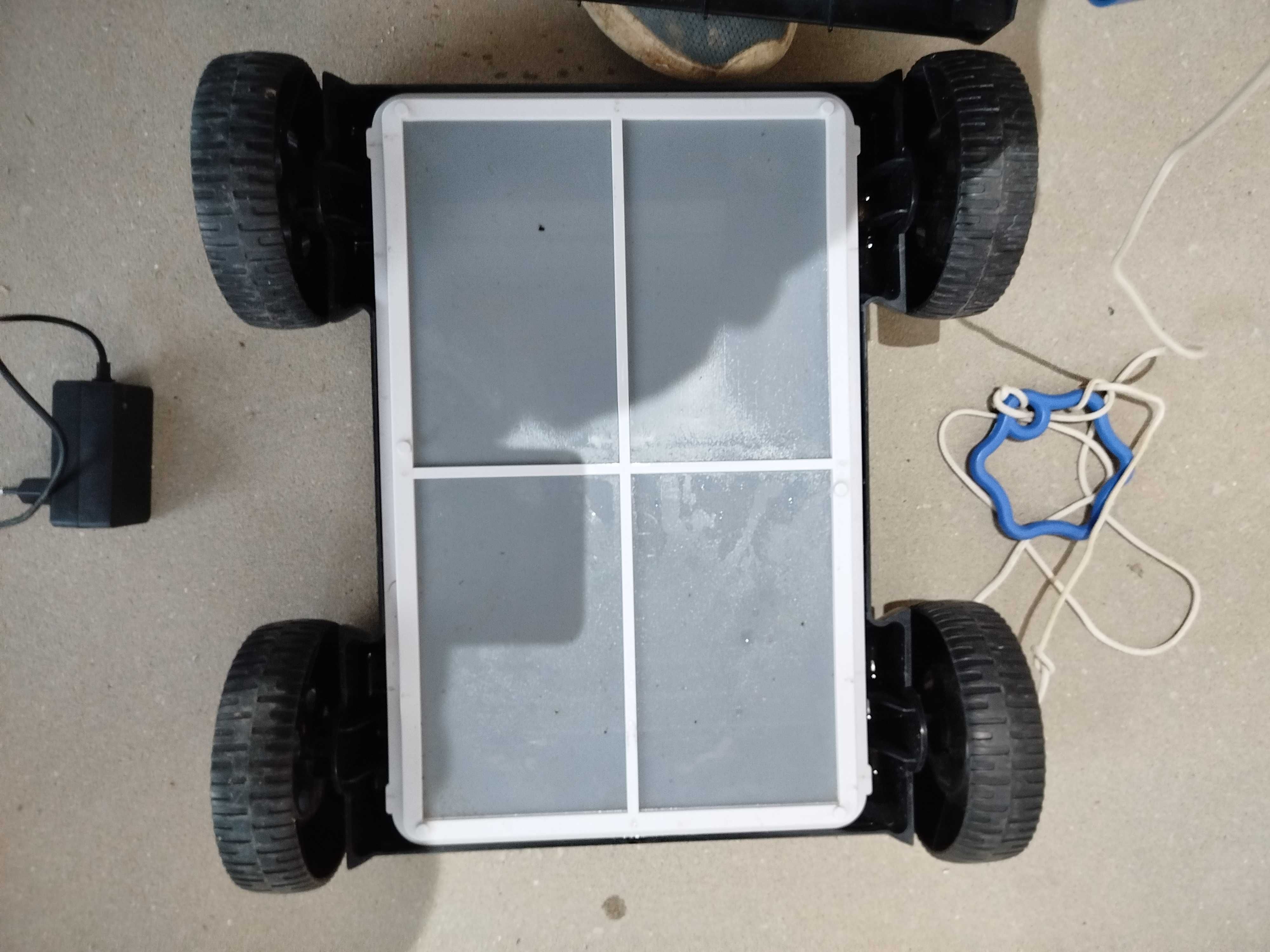 Bezprzewodowy odkurzacz basenowy PoolStar RO-COYOTE2 , robot do basenu