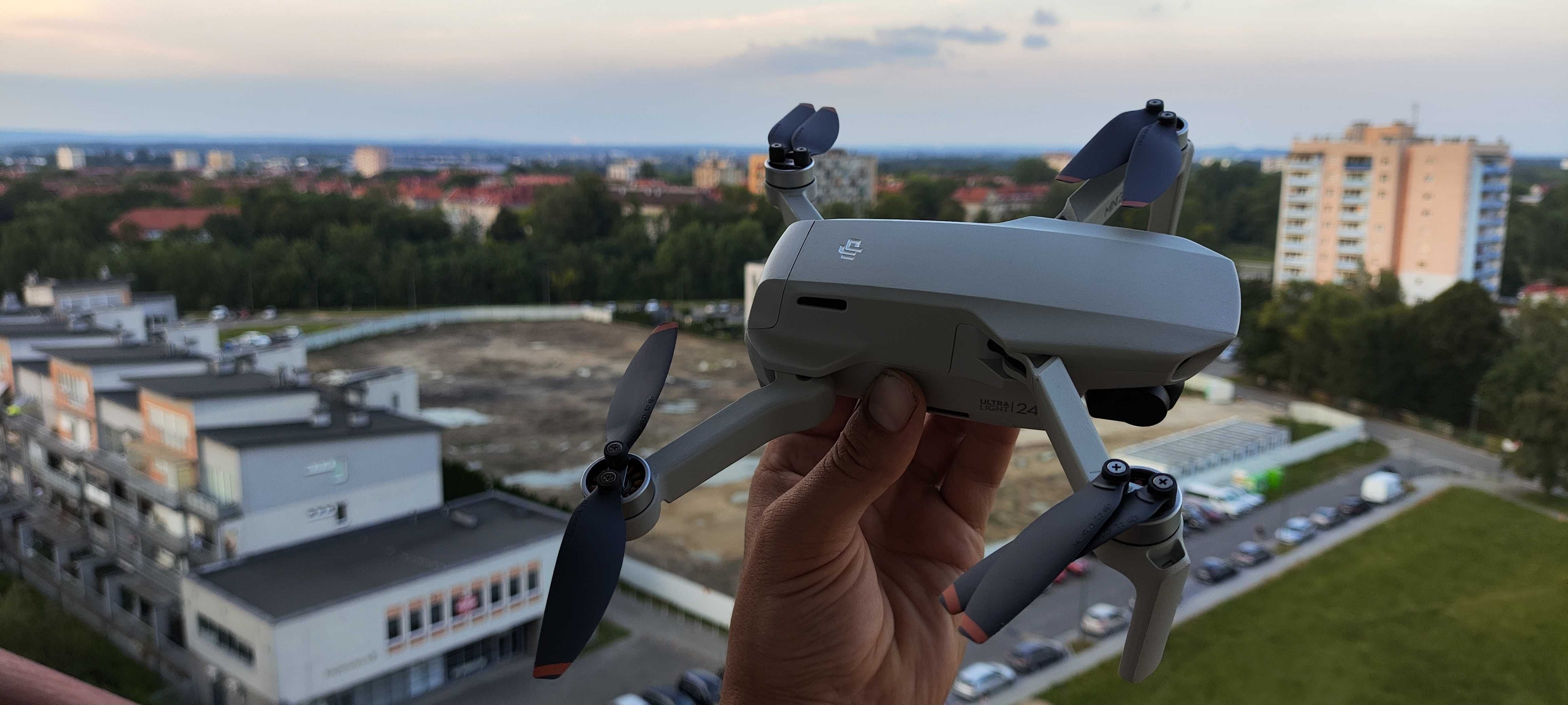 DJI Mini 2 SE More Combo