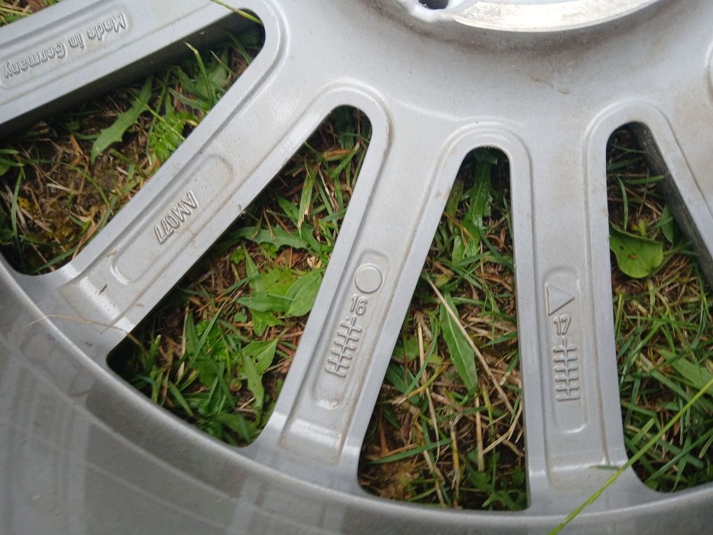 Super stan Felgi Aluminiowe Mercedes 19 cali z oponami michelin pi