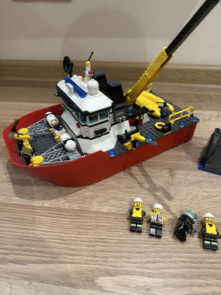 Lego city 60109 лего сити пожарный катер корабль