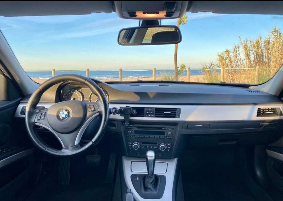 BMW 320i 2.0 170cv Auto.