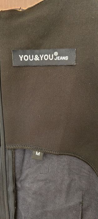 Vestido cinzento e preto