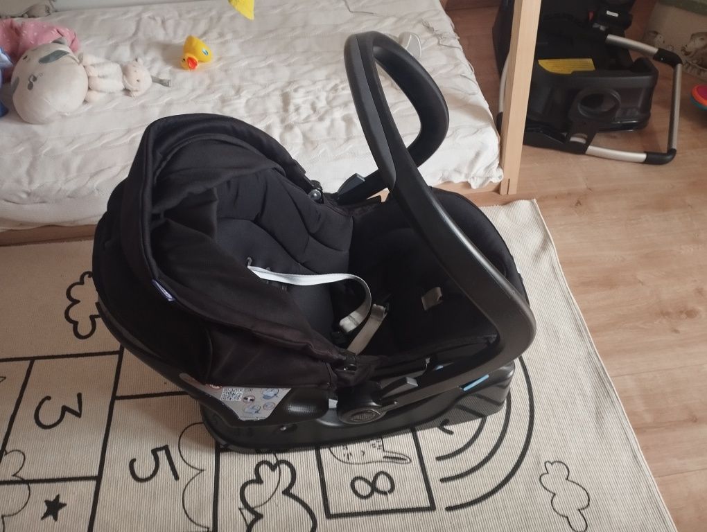 Ovo Chicco com isofix / autofix