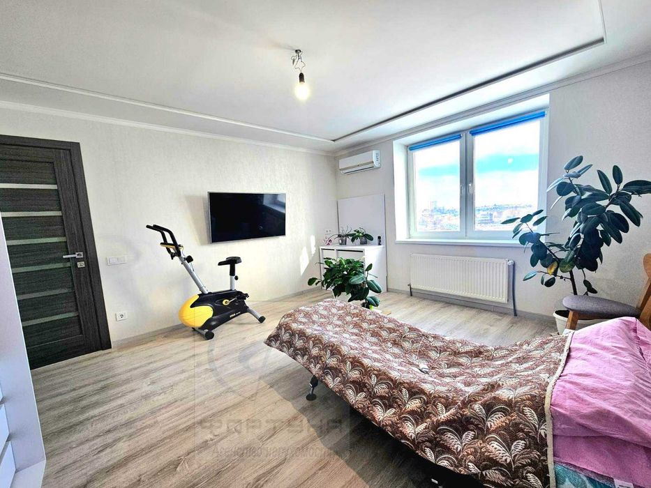 Розкішна  3 кім.кв з ПАНОРАМНИМ видом на Дніпро (і)