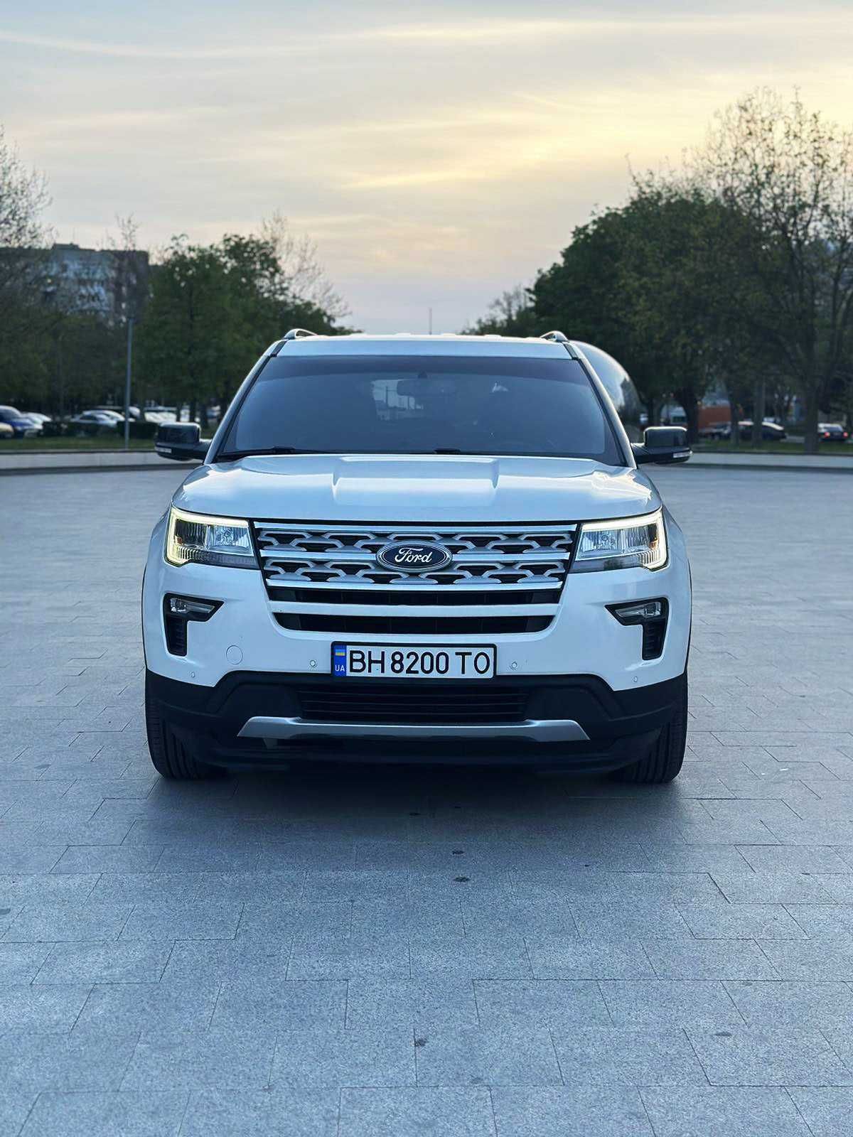 Ford Explorer 7 мест MAXIMAL (XLT) 2.3 автомат 2018 год