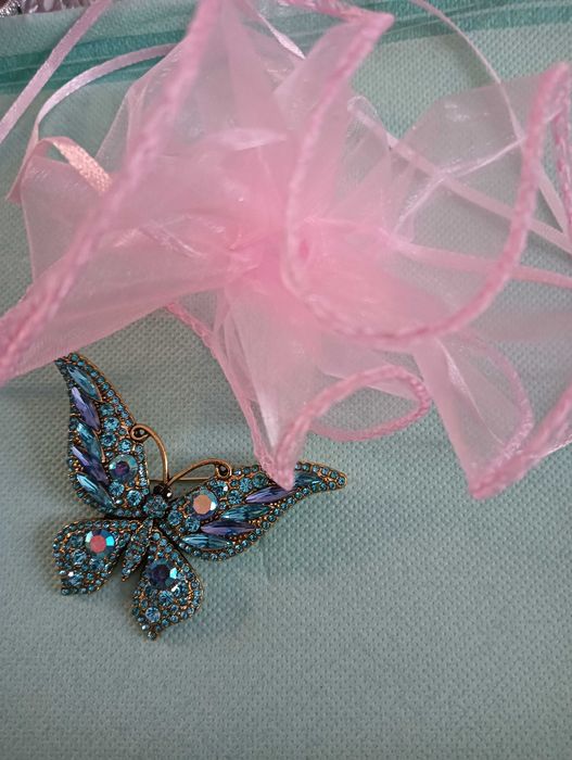 Broszka w kształcie Motyla