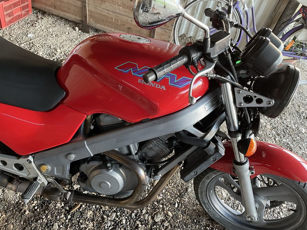 Honda ntv 650cc