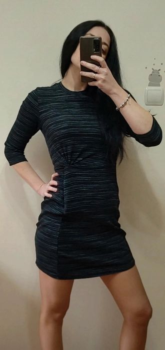 Dopasowana sukienka Bershka rozmiar M / 38 / 10 szary czarny marszenia