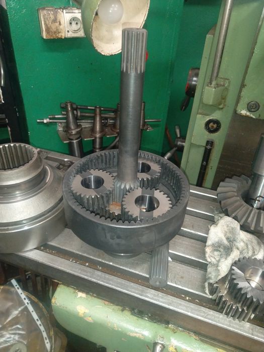 Zwolnica most przedni satelity półoś ładowarka Schaffer