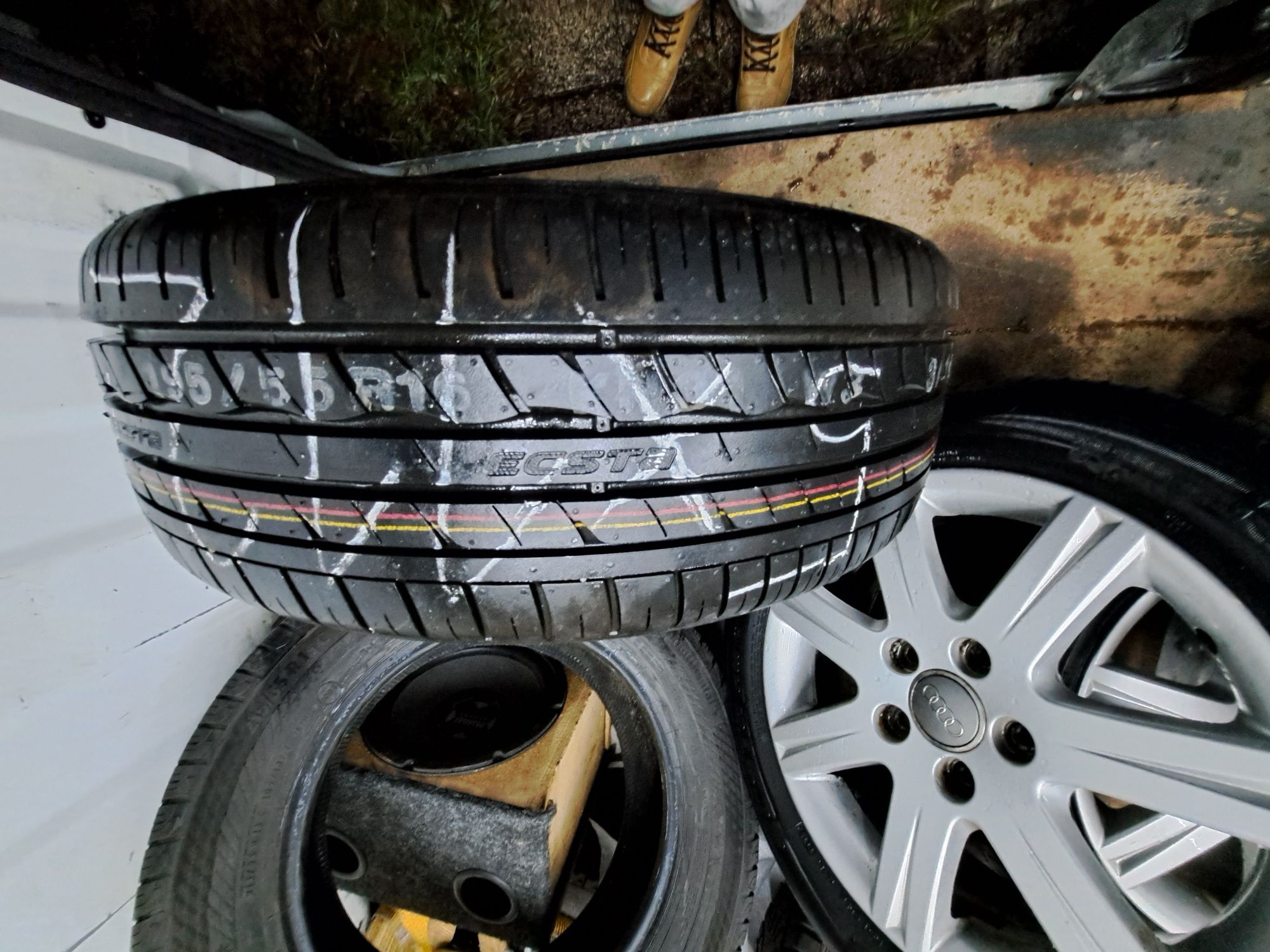 Nowe Opony Alufelgi 16 5x112  ET 50 6J  Audi A3 A4 A6 Lato Wyważone