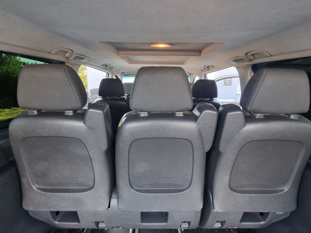 Bus 9 osobowy Mercedes Vito Long wypożyczalnia  DARKAR